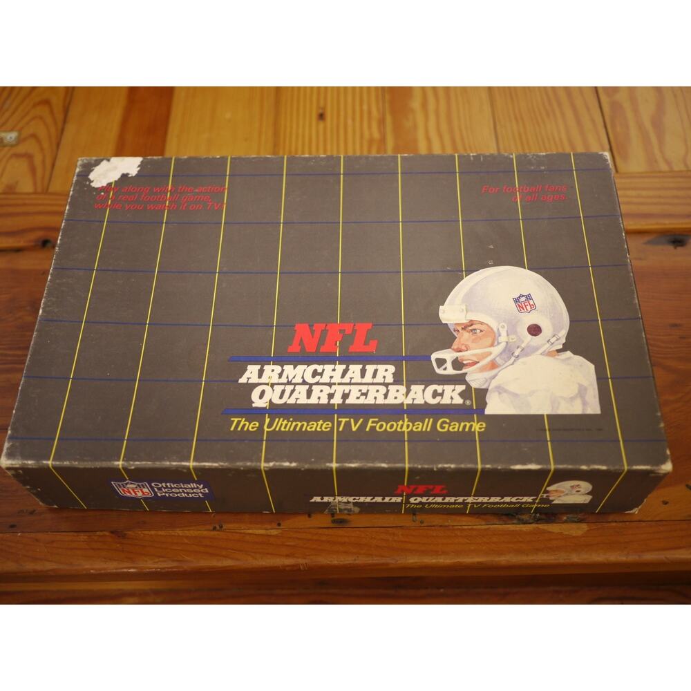 Vintage 1986 Officially Licensed NFL Armchair Quarterback TV Football Game